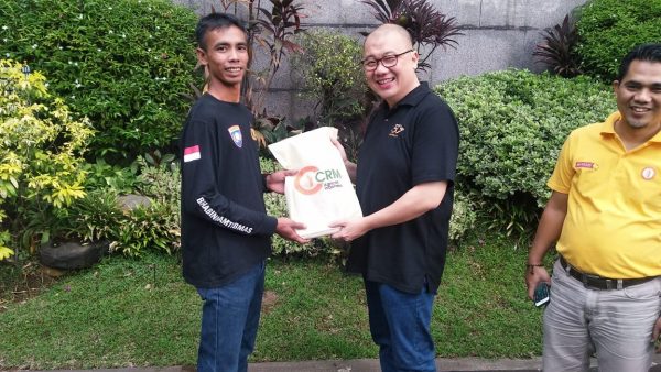 Pelangganku, Keluargaku